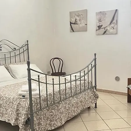 Daniela - In *